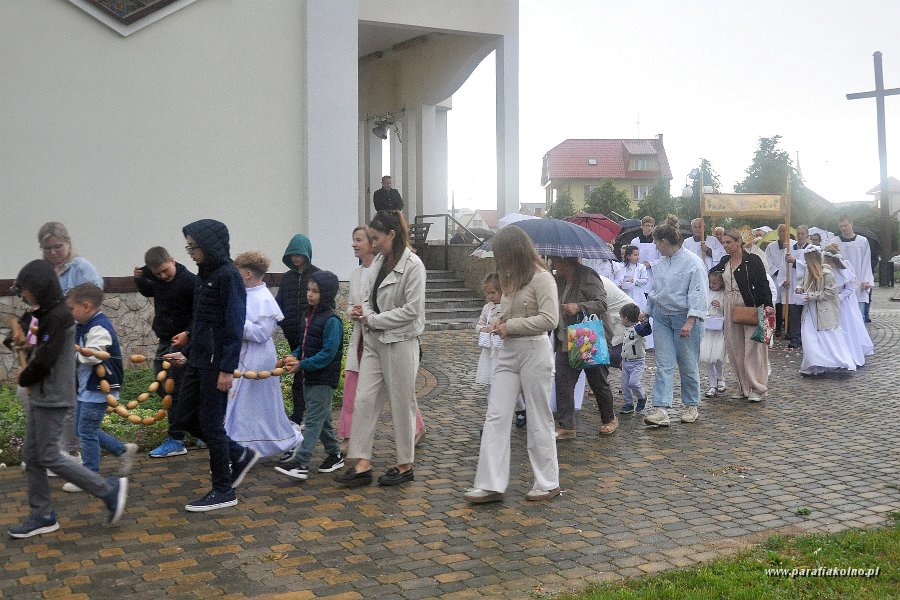 46 Procesja eucharystyczna.jpg